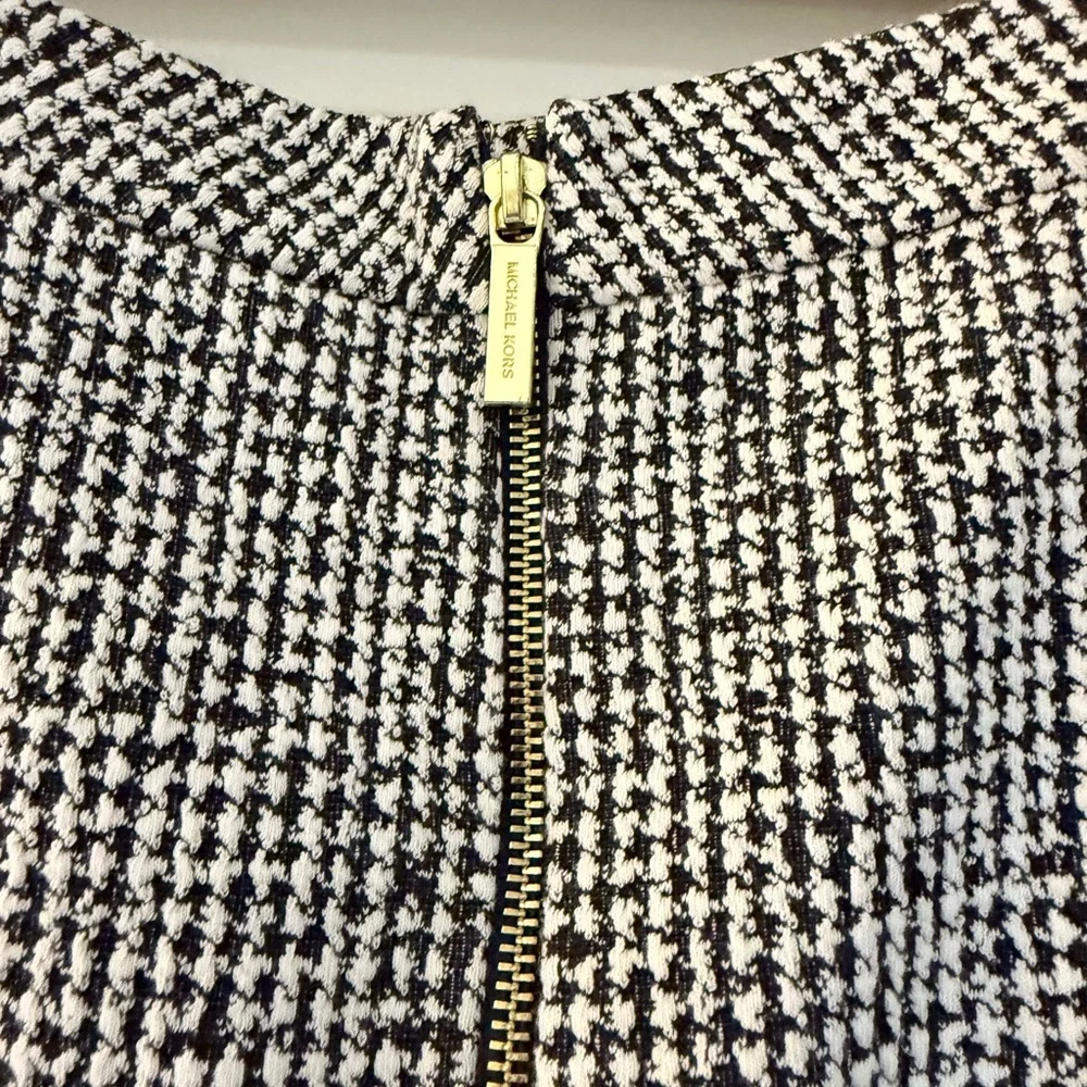MICHAEL Michael Kors Black and White Pencil Skirt